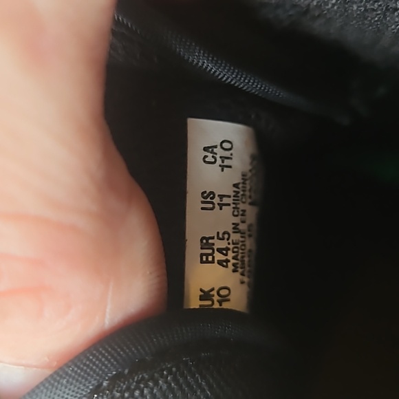 All Black Puma Size 11 US Shoes - Picture 3 of 5